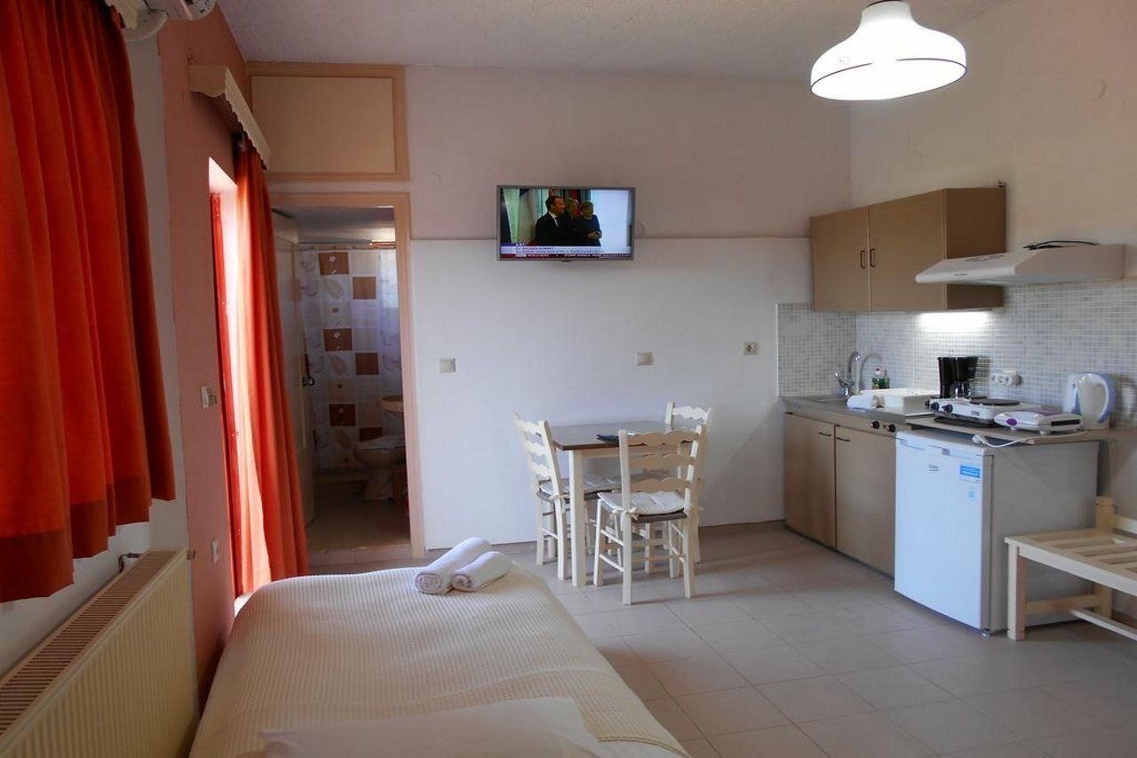 חאניה Ilona Apartments מראה חיצוני תמונה
